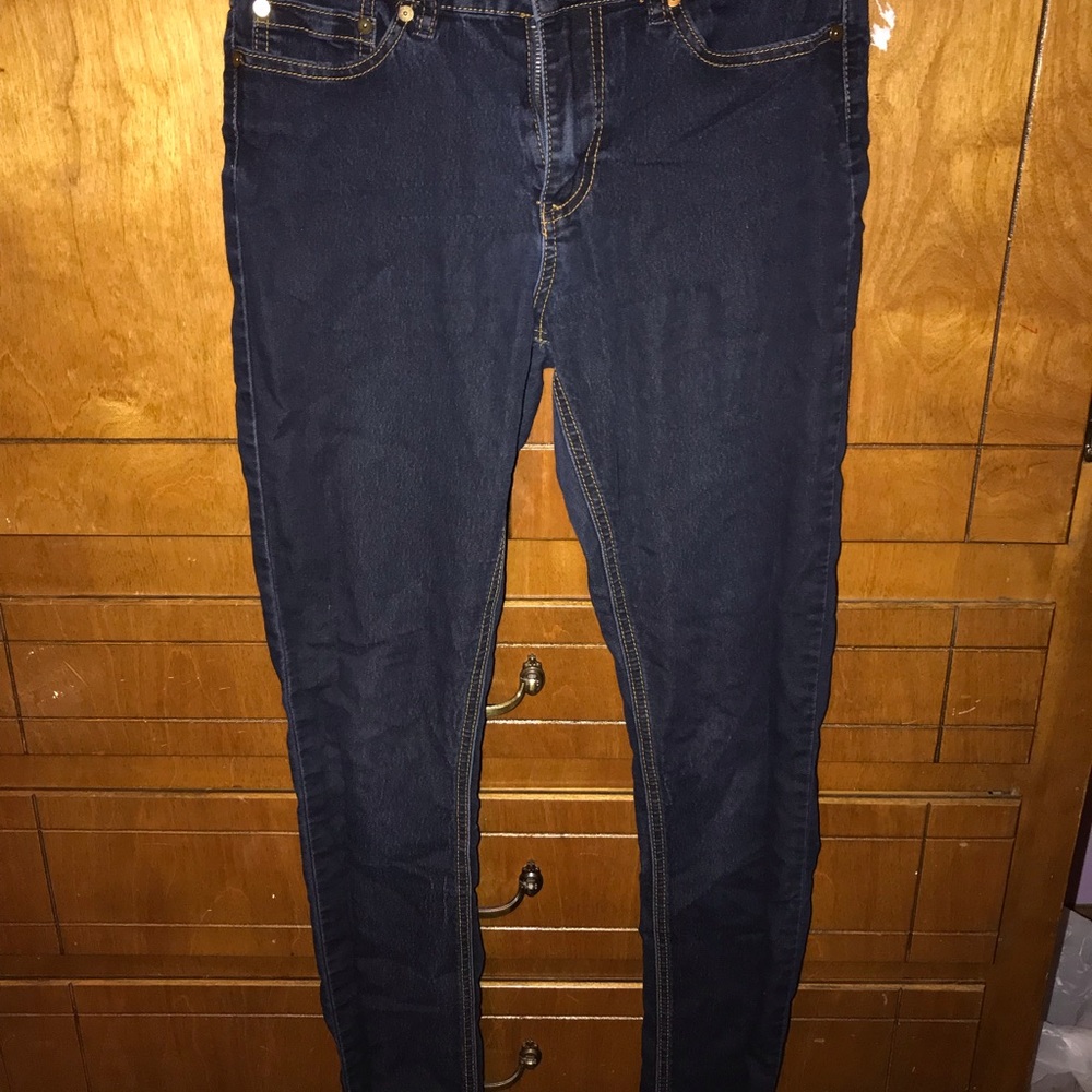 Skinny jeans
